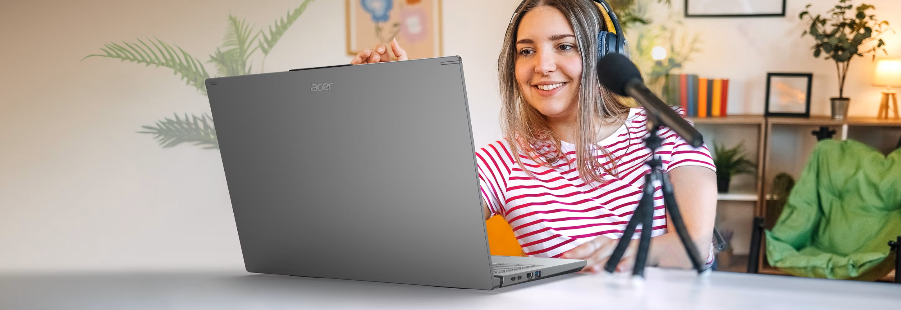 Acer Aspire 16 Steel Gray