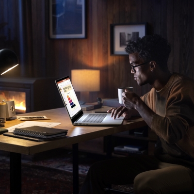 HP OmniBook 7 17-dc0002nf Glacier Silver Touch